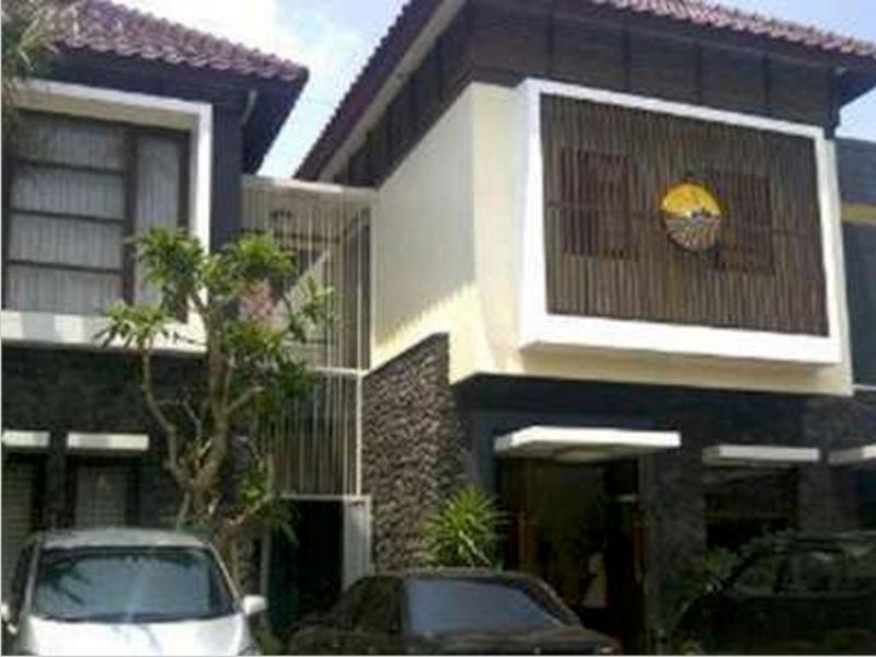 Oyo 3939 Omahkoe Guest House Syariah Malang Exterior foto